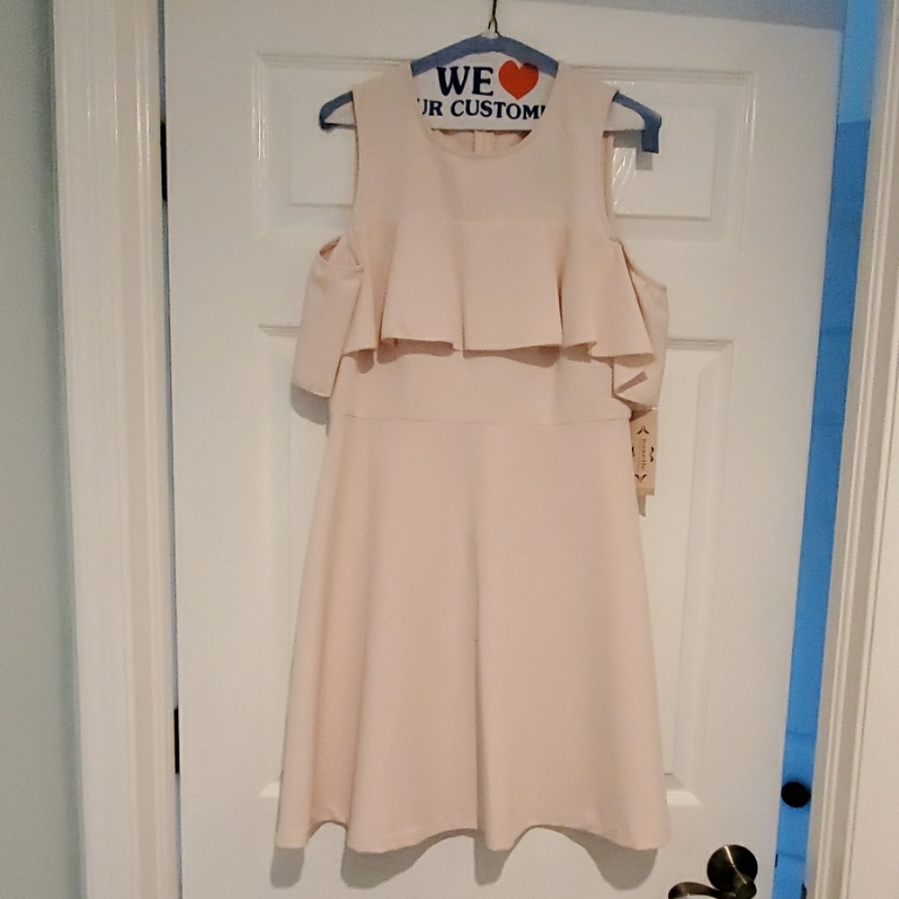 NEW Nanette Lepore Pink Ruffle Cold Shoulder Sz 8